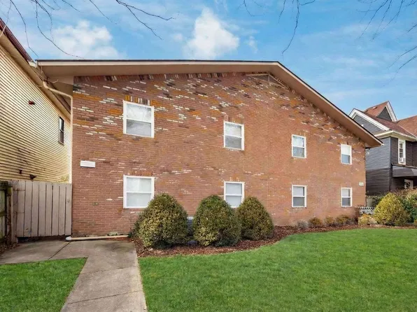 1393 Summit St APT A, Columbus, OH 43201