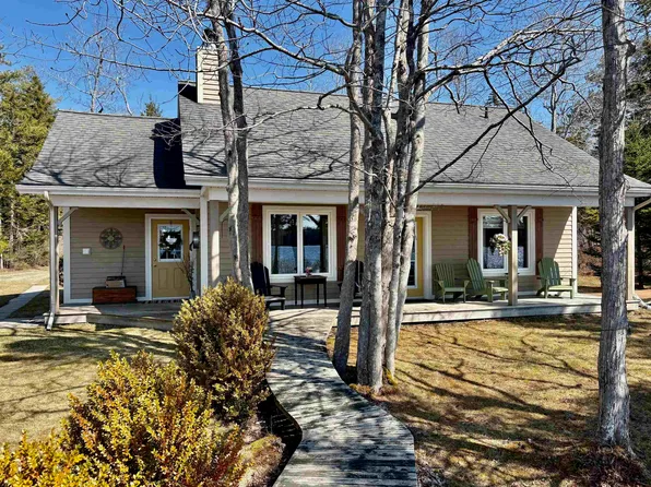 137 Beaver Point Rd N, Yarmouth, NS B5A 5X9