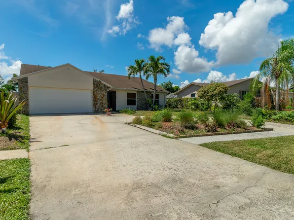 5420 Rose Marie Ave S, Boynton Beach, FL 33472