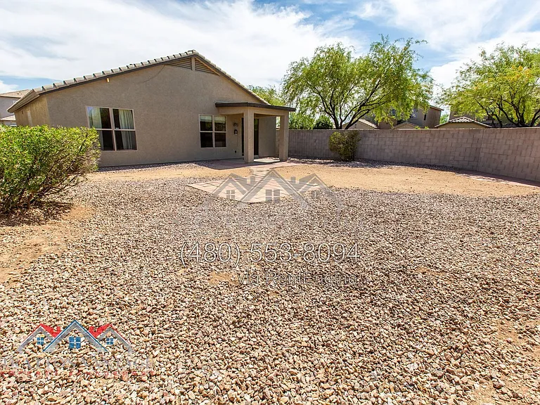 42322 W Lunar St — Photo 36