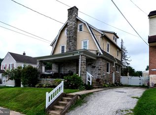 22 Chestnut Pkwy, Wallingford, PA 19086