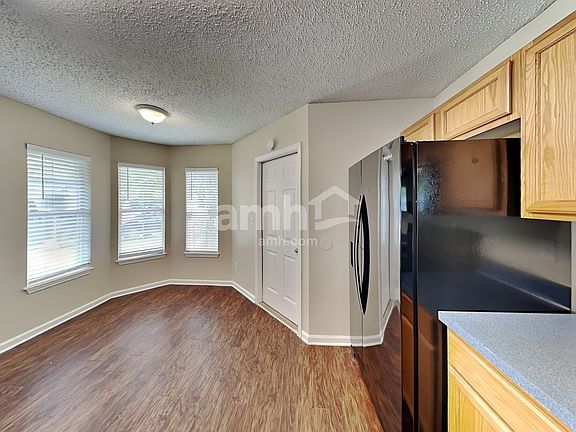 4th image of 1520 Irishwood Ct