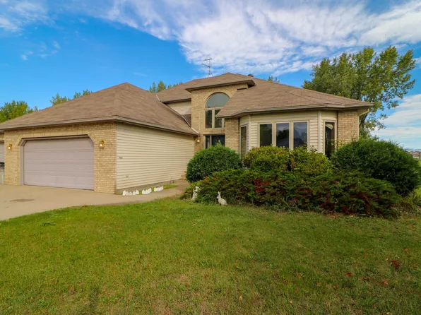 1312 Sunset Blvd, Hawley, MN 56549
