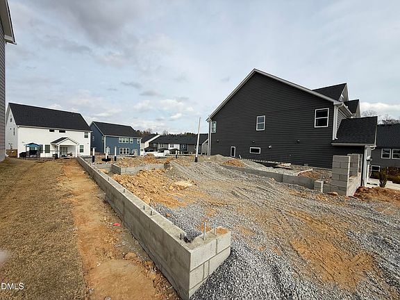 3rd image of 357 Murray Grey Ln