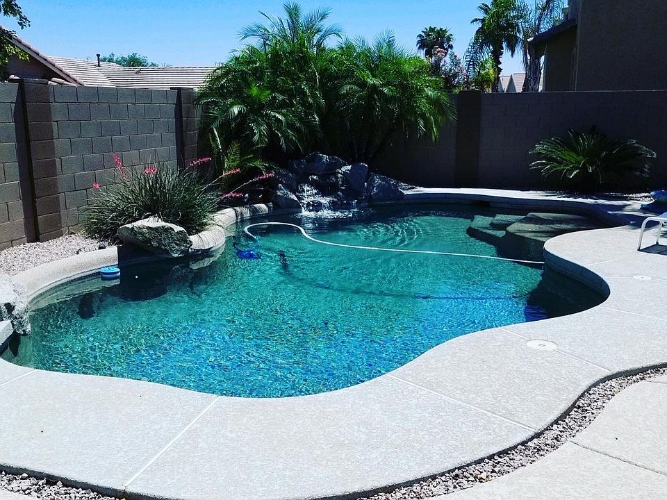 2nd image of 2238 W Jasper Butte Dr