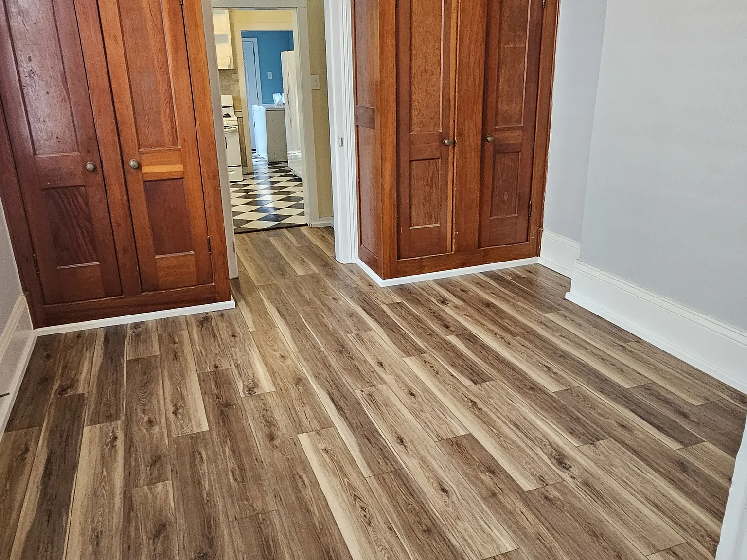 2 bed, 1.5 bath, 1100 sqft, $1,650 — Photo 4