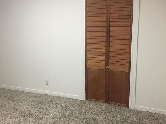 4th image of 47 Sunset Ave