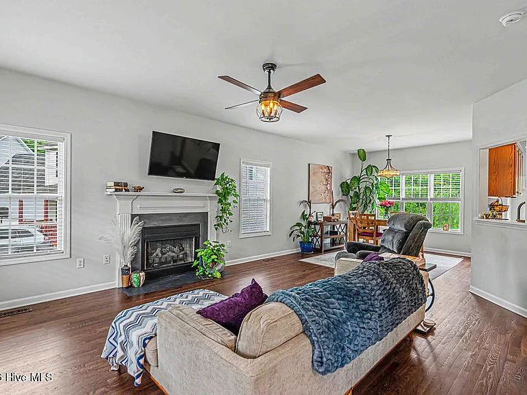 609 Riva Ridge Rd — Photo 6
