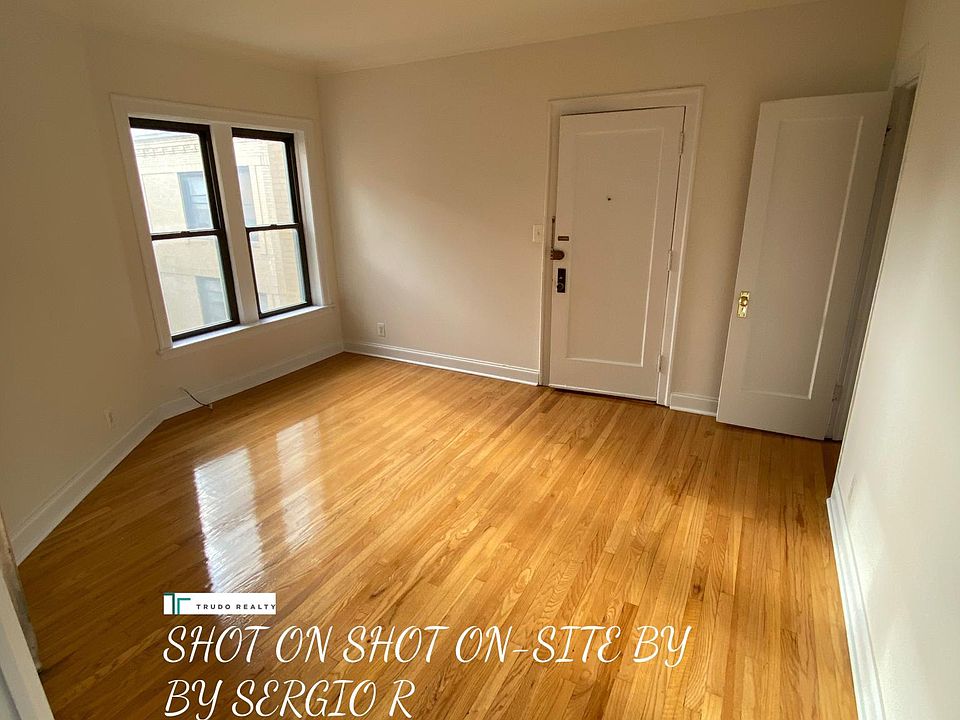 1st image of 3927 N Pine Grove Ave APT 3E