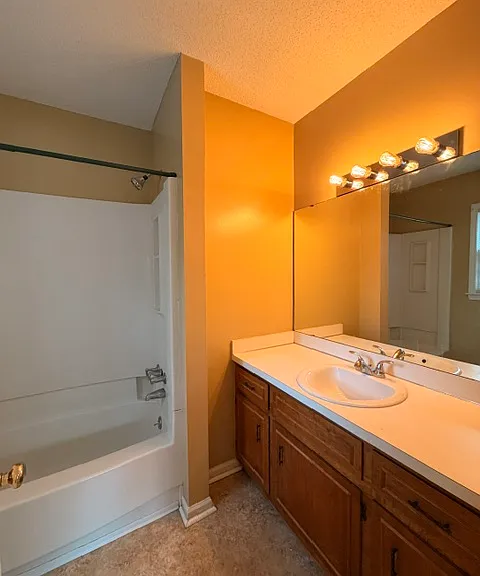 101 Riverwalk Way — Photo 20