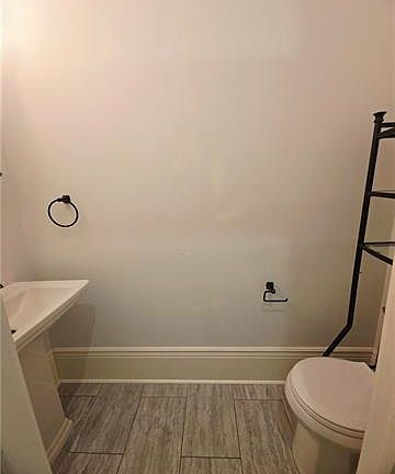 5th image of 4817 Tchoupitoulas St