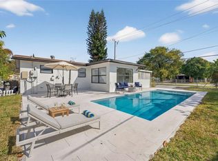 190 NE 173rd St, North Miami Beach, FL 33162