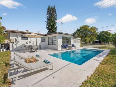 190 NE 173rd St, North Miami Beach, FL, 33162