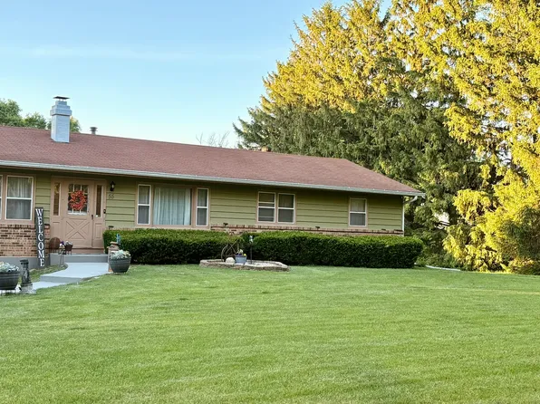 55 Dawn Ave, Plano, IL 60545
