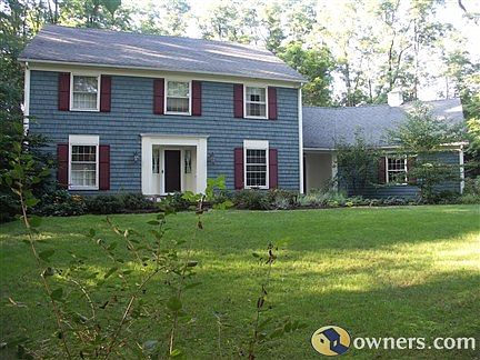 1st image of 28 Great Oak Ln