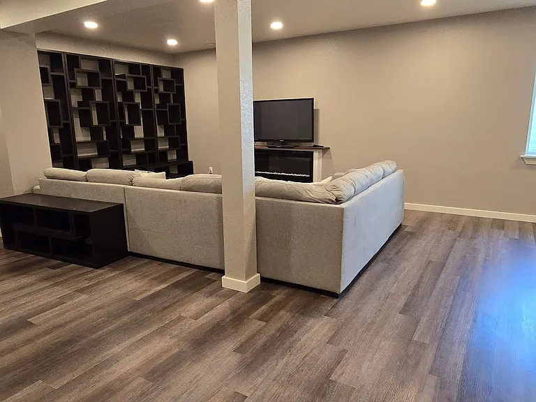14553 Holstein Dr — Photo 14