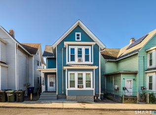 4 Armstrong Place, Bridgeport, CT 06608