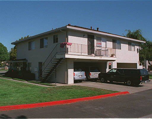 1st image of 2244 Peacock Pl APT 4