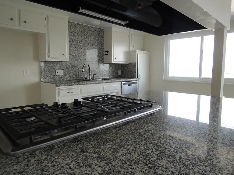 4527 Vista Largo — Photo 6
