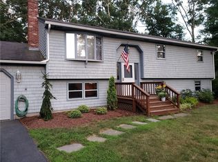 23 Sweetwater Dr, Coventry, RI 02816