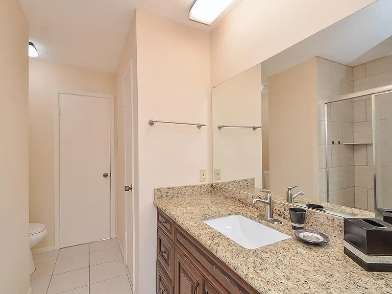 2209 Bauer Dr #B — Photo 12
