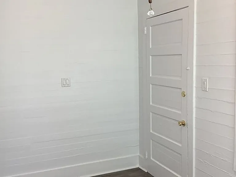 725 Southard St — Photo 3