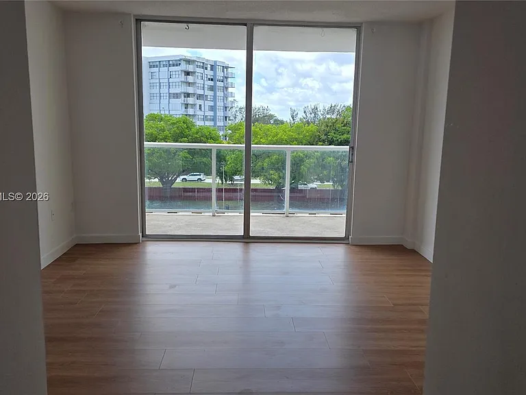 1351 NE Miami Gardens Dr #413E — Photo 12