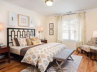 202 Sherman Rd, Chestnut Hill, MA 02467