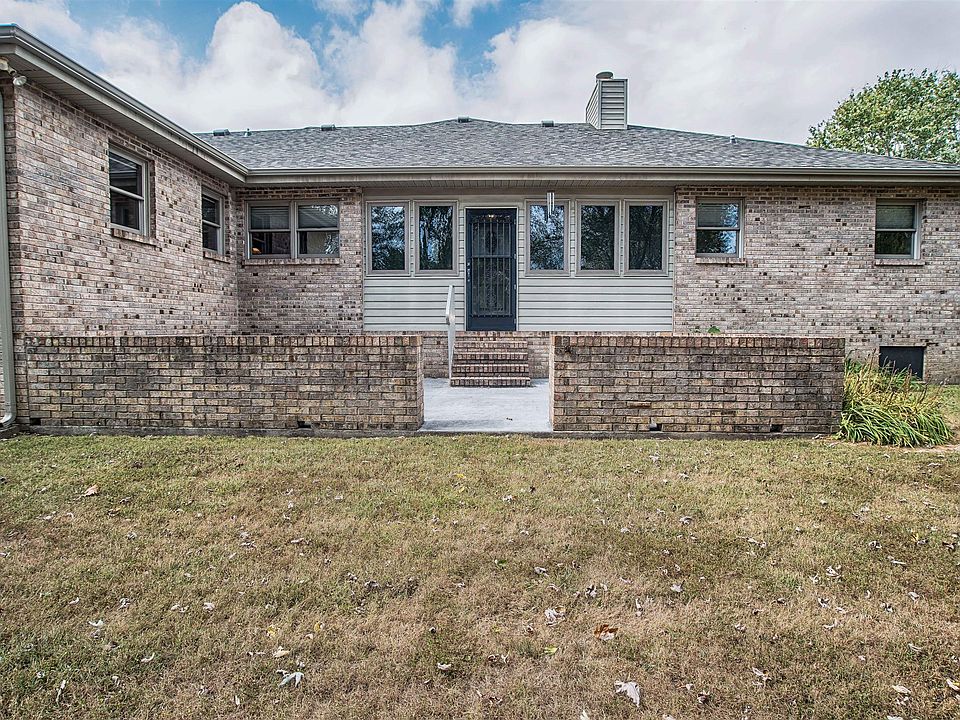 2nd image of 209 Tara Blvd