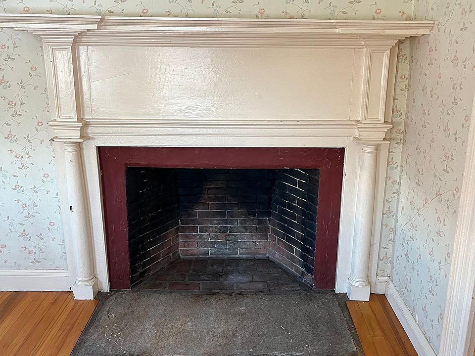 1st image of 200 Danielson Pike #202