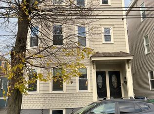 179 Charles St #2, Cambridge, MA 02141