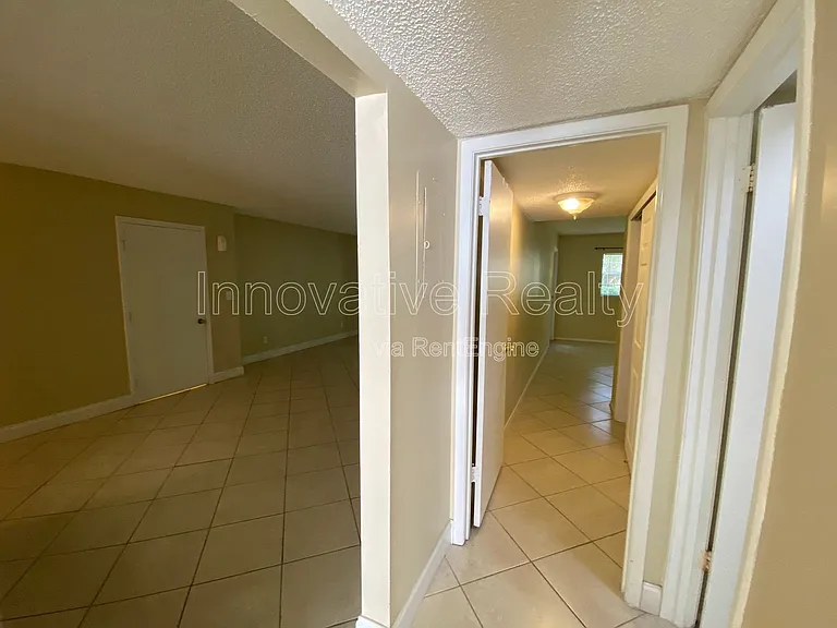 623 E San Sebastian Ct — Photo 10