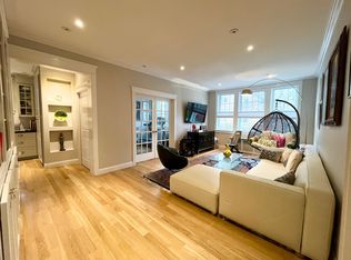 26 Egmont St UNIT C2-1, Brookline, MA 02446