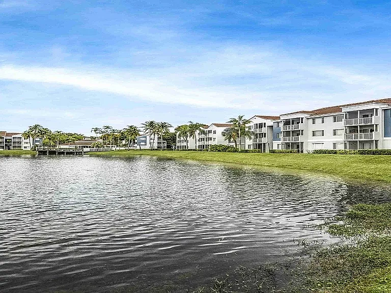 Avana at the Moors property image Lake