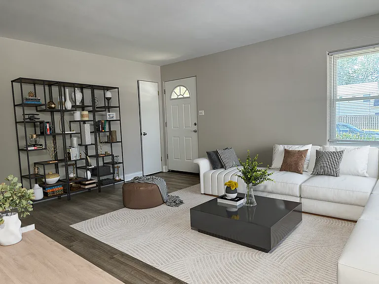 5 N Washington St #5 — Photo 3