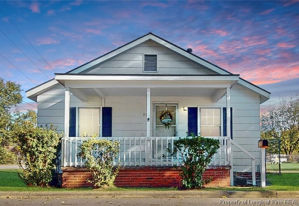 1st image of 218 Barnes St