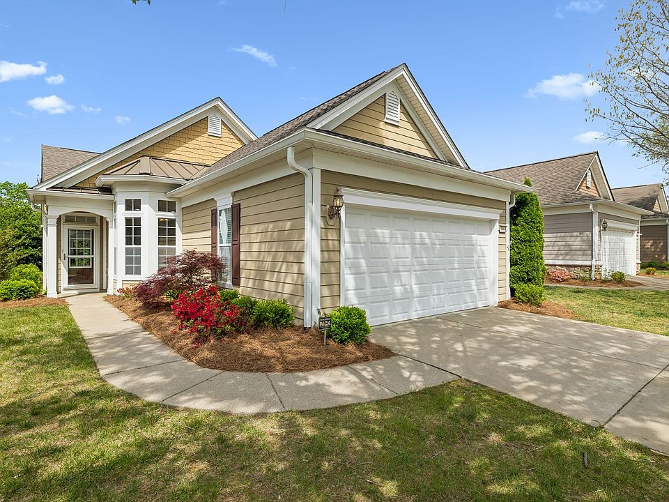 1st image of 186 Old Towne Dr
