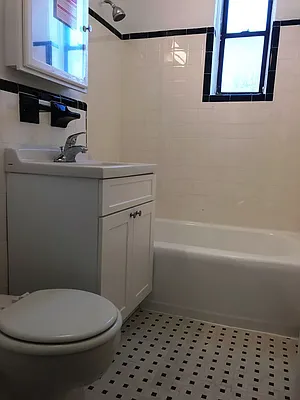 Rented by Prime Realty | media 44