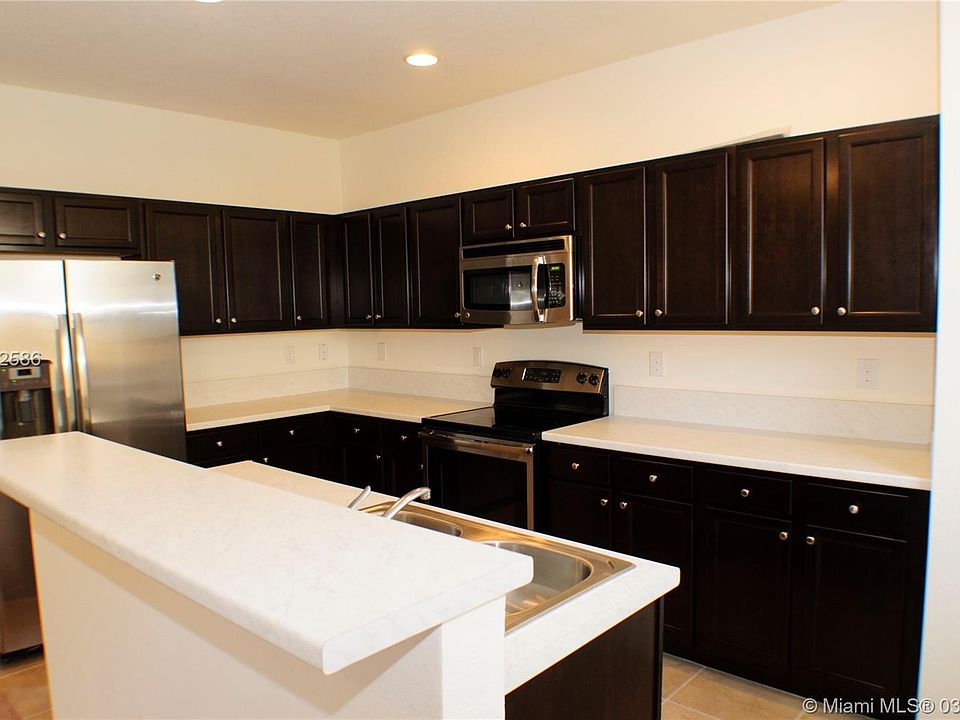 2nd image of 15071 SW 96th Ter