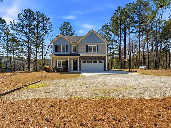 3rd image of 5563 Fairview Rd