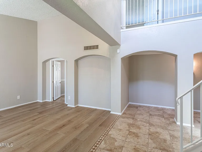 10930 E Hope Dr — Photo 6