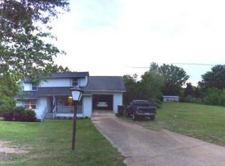 11780 Robin Rd, Moundville, AL 35474