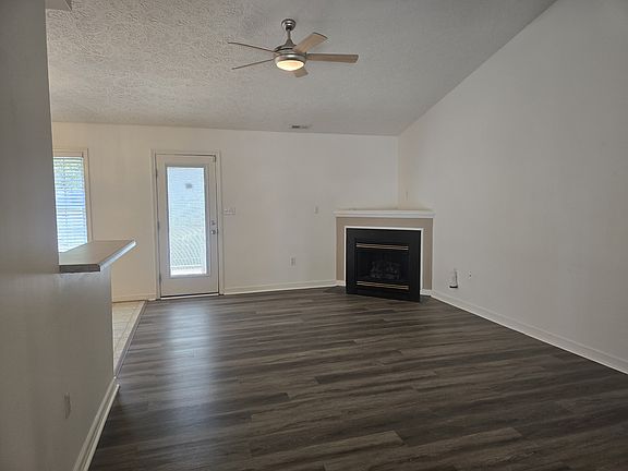 Family Room - Fireplace not available for use