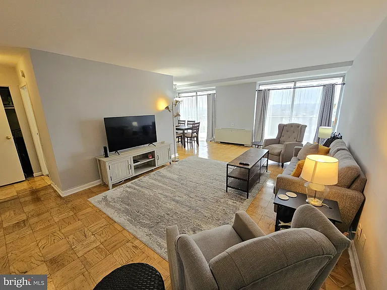 301 N Beauregard St #1513 — Photo 5