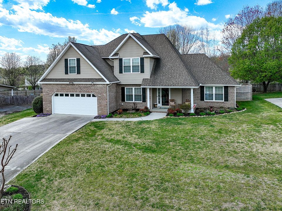 1st image of 1075 Paxton Dr