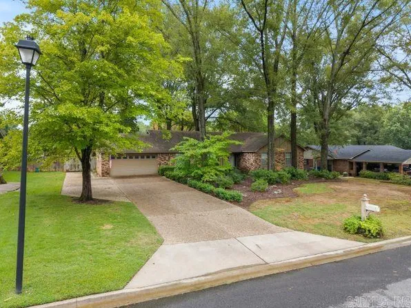 46 Shady Lane Dr, Conway, AR 72034