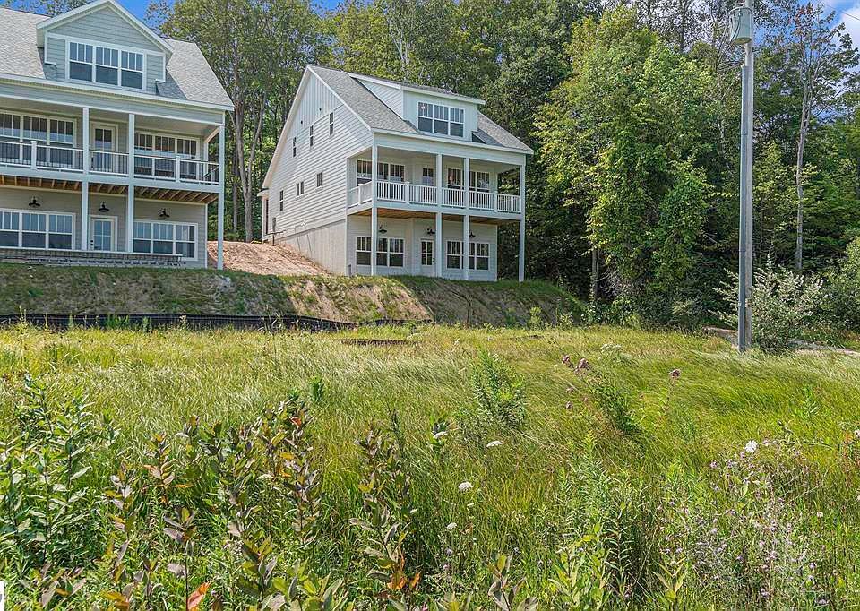 1st image of 5422 Shoreline Dr