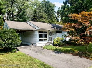 82 Ransberry Ave, East Stroudsburg, PA 18301