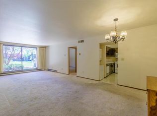 3759 N 88th St APT 104, Milwaukee, WI 53222