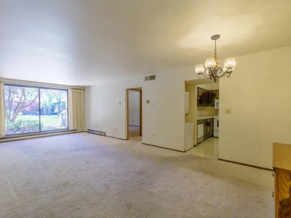 3759 North 88th STREET #104, Milwaukee, WI 53222